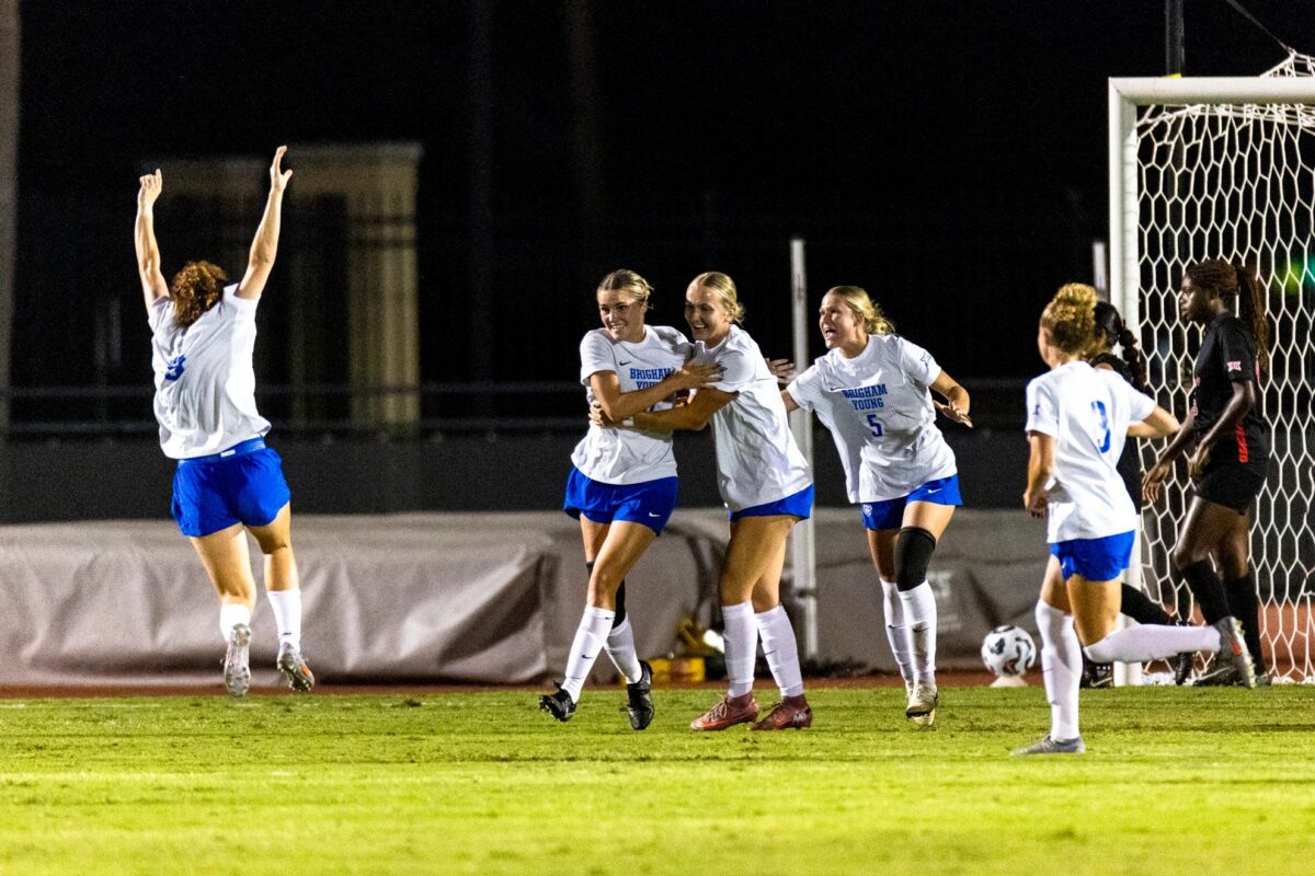 BYU Roundup: Women’s soccer rallies from early deficit to draw with Houston